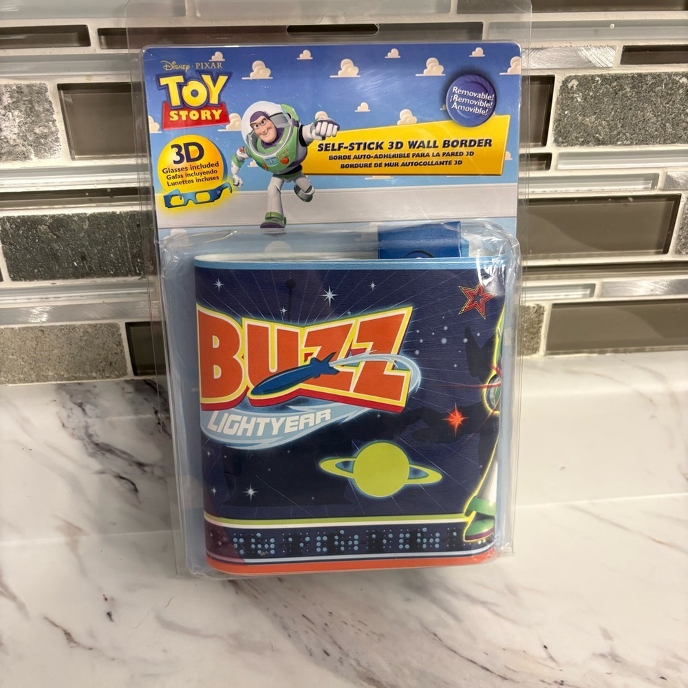 Disney Pixar Toy Story Buzz light year wall
Paper border 3D Self Stick Removable